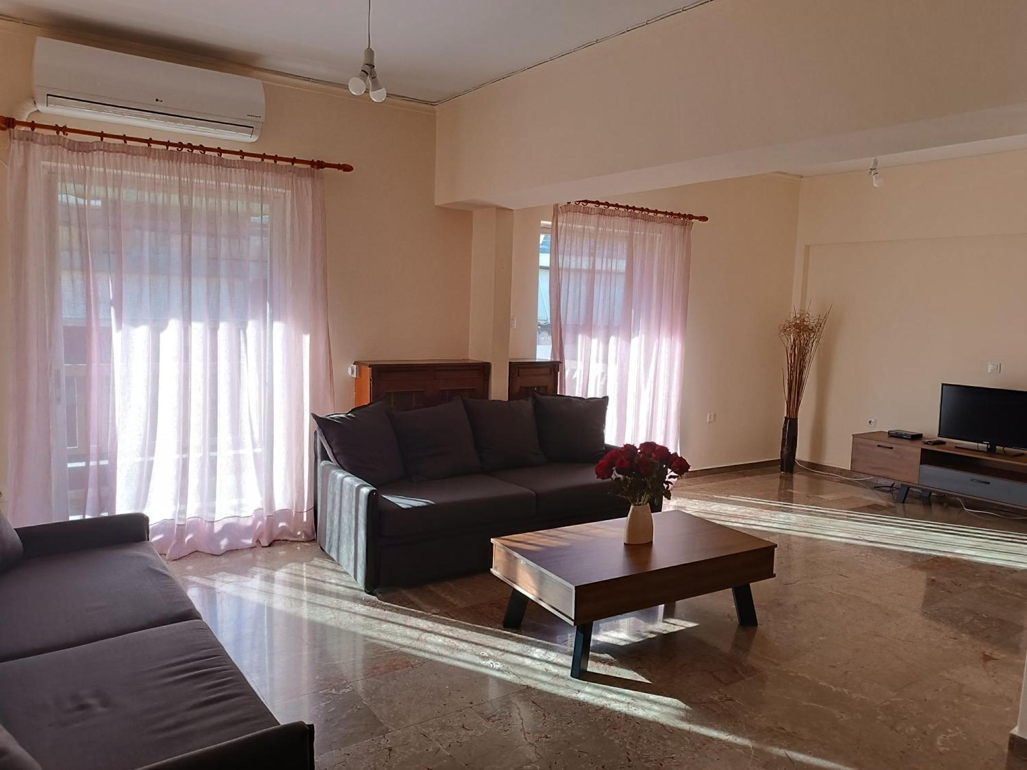 Alκo Park Apartment